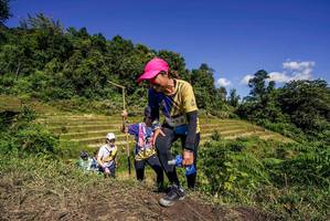 BIB: 683
                            <button type="button" onclick="openModal(19171232)" class="btn btn-primary btn-sm float-right btn-popup" data-toggle="modal" data-target=".modal-high-quality">
                        <i class="fas fa-shopping-cart"></i> Add to Cart
                    </button>
                                            <button type="button" onclick="isThisMe(19171232, true)" class="btn btn-success btn-sm float-right btn-popup btn-isme hidden" data-toggle="tooltip" data-placement="bottom" title="นี่คือรูปของคุณใช่ไหม คลิกที่นี่เพื่อเอาเข้าอัลบั้ม">
                        <i class="fas fa-plus"></i> Add to album
                    </button>
                    <button type="button" onclick="isThisMe(19171232, false)" class="btn btn-warning btn-sm float-right btn-popup btn-isnotme hidden">
                        <i class="fas fa-ban"></i> Remove from album
                    </button>